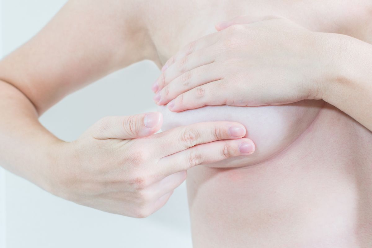 Asimetría mamaría: qué es, síntomas y cómo corregirlo